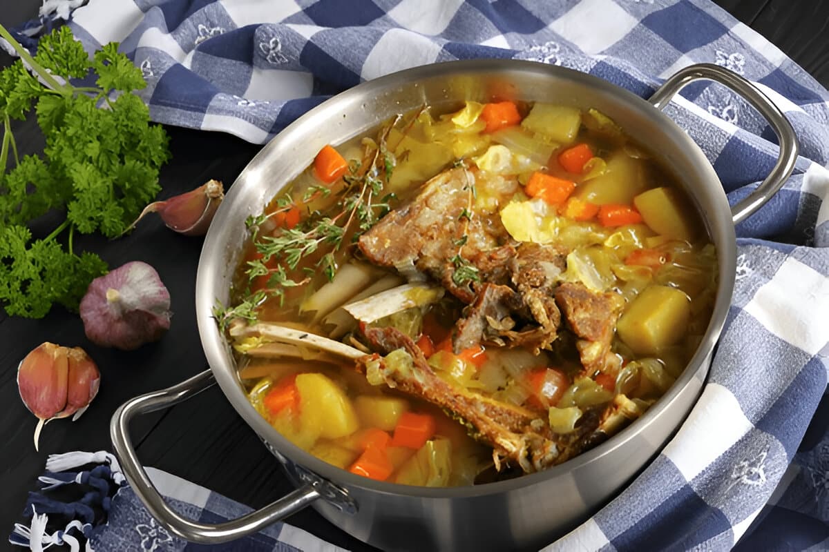 Eldað nautakjöt – carne de carneiro cozida