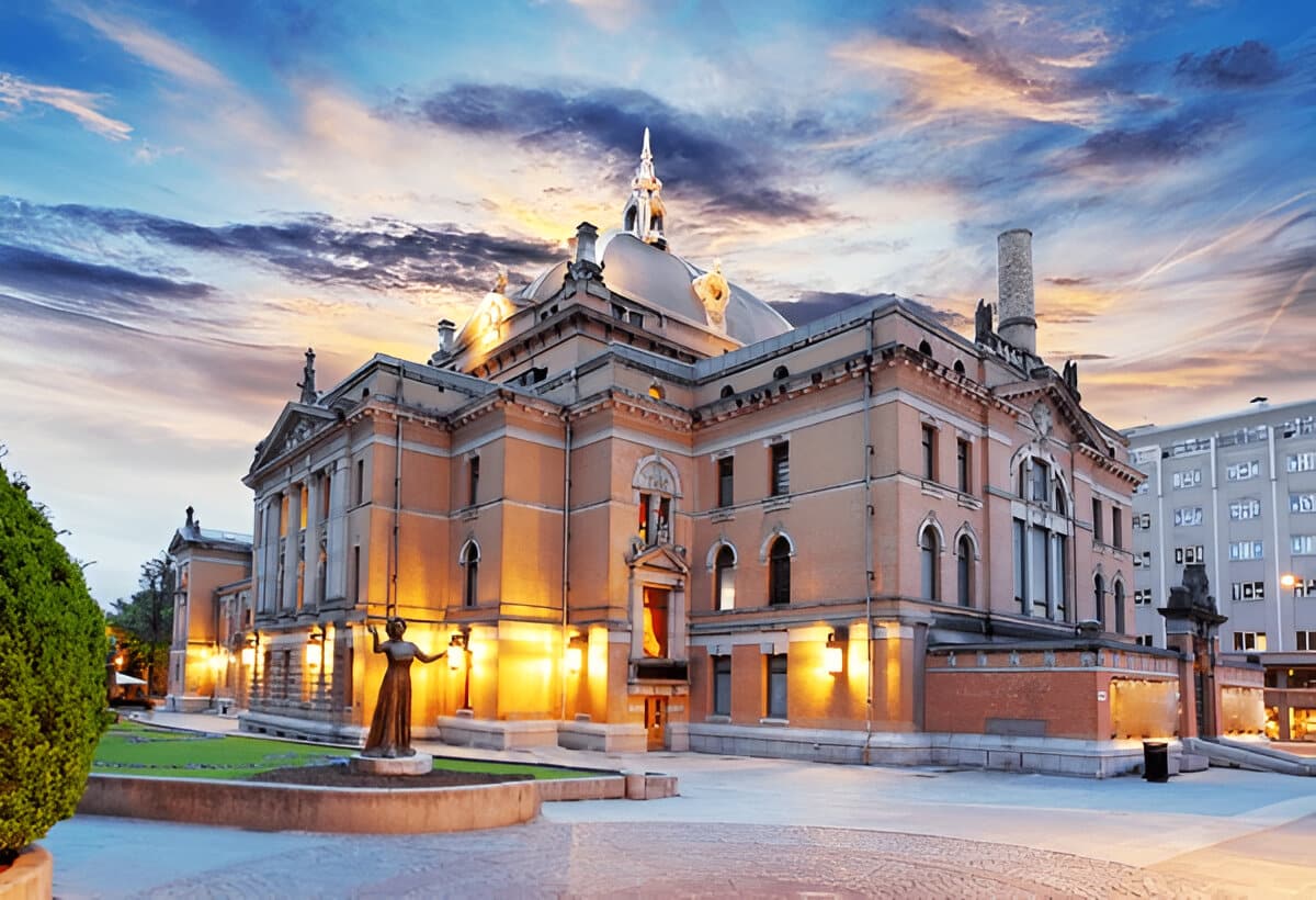 Oslo – National theater, Norway